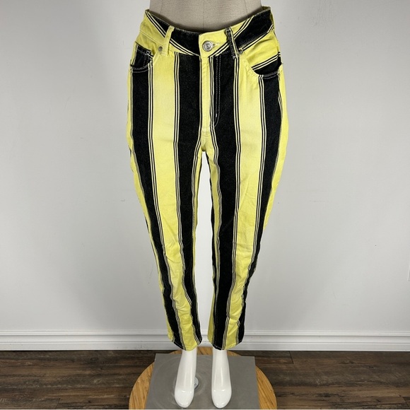 💕BDG Yellow and Black Striped Women's mom Jeans 27x30 - Picture 1 of 13